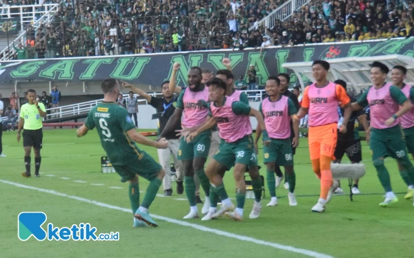 Thumbnail Persebaya Jinakkan Singo Edan di GBT 3-1