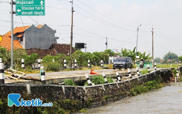 Dibangun 2023 Telan  Biaya Rp 26,7 M, Proyek Beton di Tarik, Sidoarjo, Ambrol