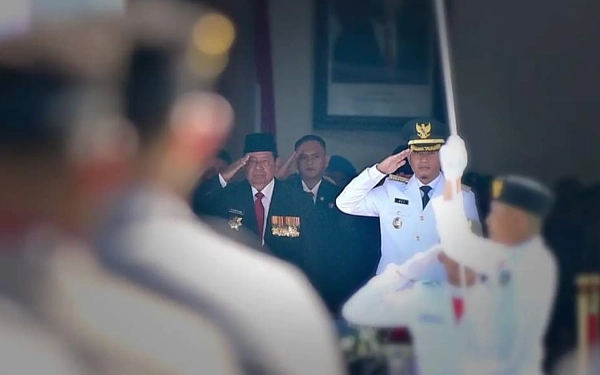 Thumbnail Ikuti Upacara HUT ke-79 RI di Pacitan, SBY Disambut Berbagai Kesenian