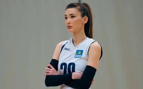 Thumbnail Berita - Sabina Altynbekova, Pevoli Kazakhstan yang Viral karena Kecantikannya Tampil di Proliga 2025 bersama Yogya Falcons