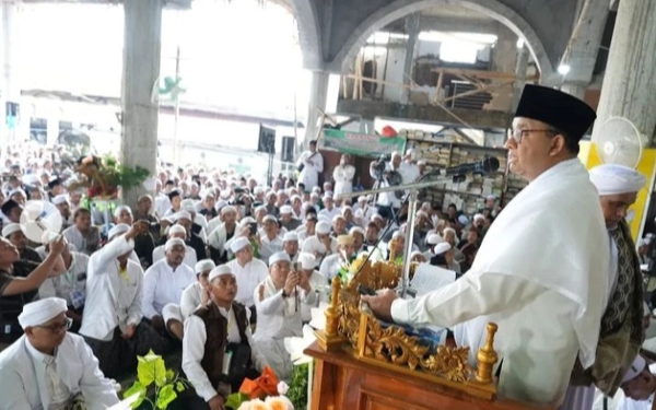 Thumbnail Hadiri Haul Habib Sholeh di Jember, Netizen: Anies Baswedan Petugas Rakyat Bukan Petugas Partai