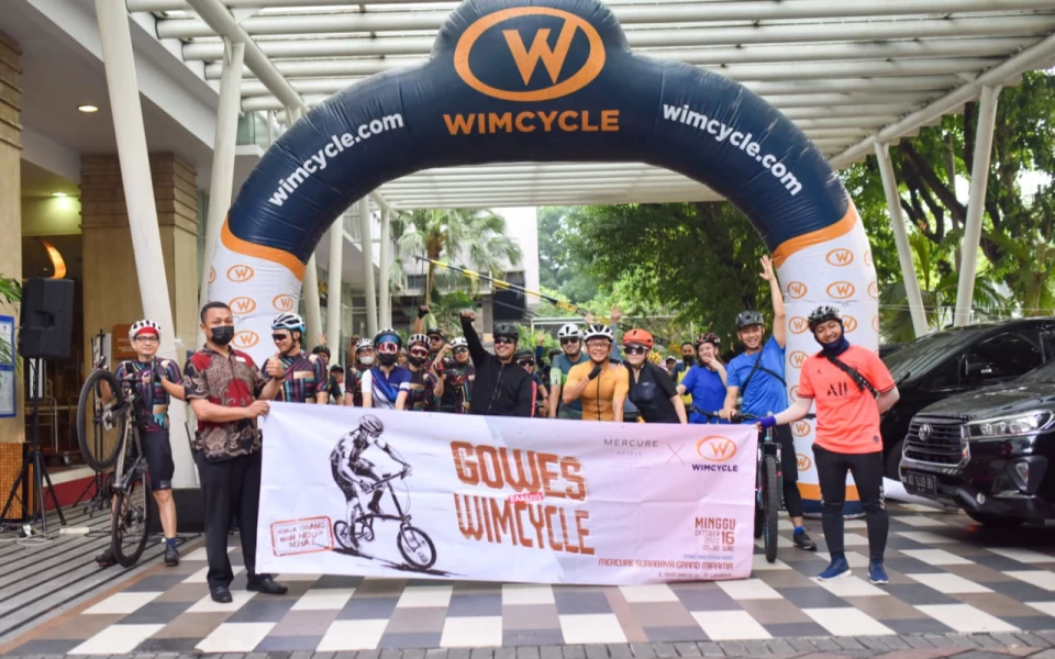 Thumbnail Berita - Gowes Bareng WimCycle, Mercure Grand Mirama Dukung Gaya Hidup Sehat 