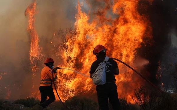 Gedung Kemenkumham Terbakar, 13 Damkar Diterjunkan 