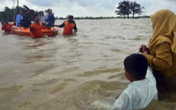 Thumbnail Banjir Kepung Kudus Jumlah Pengungsi Capai 1.128 Jiwa