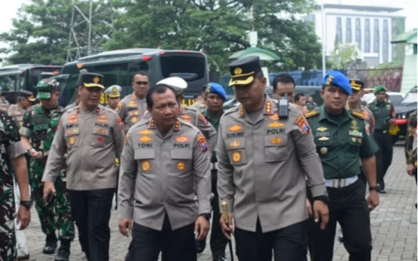 Thumbnail Kapolda Jatim Cek Langsung Stadion Gelora Delta Sidoarjo