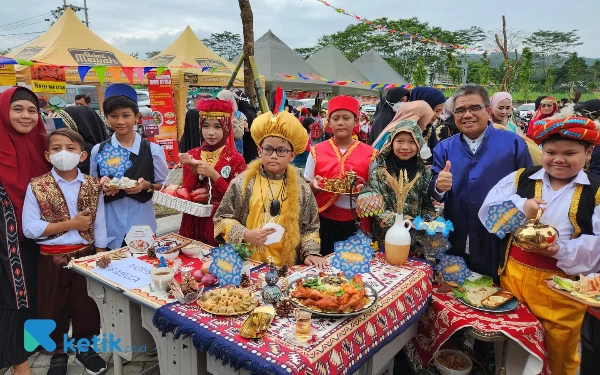 Thumbnail Berita - Serunya Jelajah Kampung Turki di Kampus Al Azhar 56 Malang