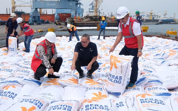 Jelang Ramadan, Bulog Pastikan Stok Beras Aman