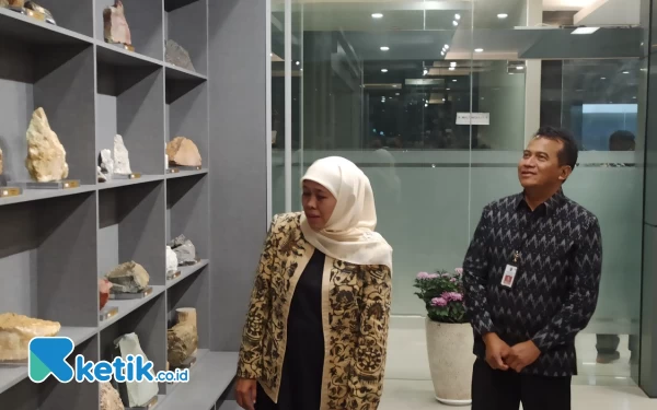 Thumbnail Gubernur Khofifah Resmikan Gedung ESDM Jatim Berkonsep Co-Working Space 