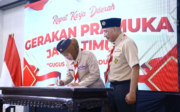 Gubernur Khofifah Canangkan Program Satu Gugus Depan Satu Produk Wirausaha