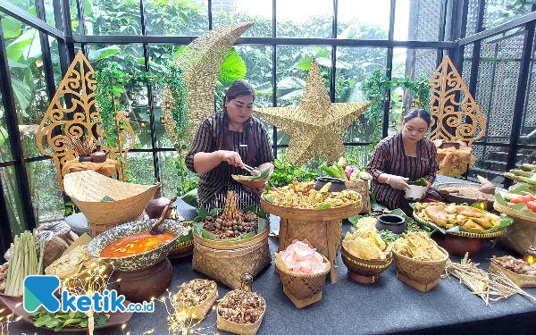 Thumbnail JW Marriott Ajak Tamu Berbuka Sembari Menjelajahi Kuliner Khas Wali Songo