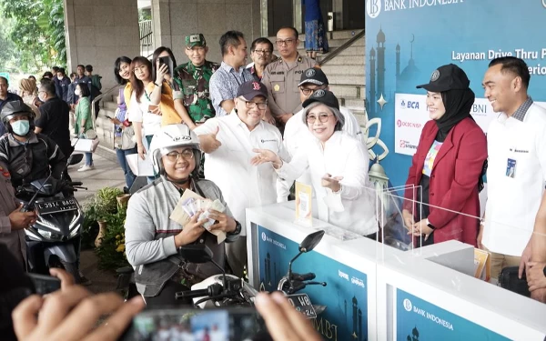 Thumbnail Berita - Semarakkan Ramadan, BI Jatim Hadirkan Layanan Penukaran Uang Drive Thru