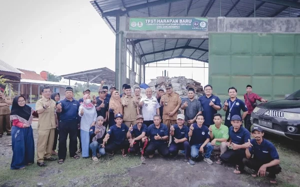 Thumbnail Keren! Desa Dukuh Dempok Jember Inisiasi Tempat Pengolahan Sampah Terpadu