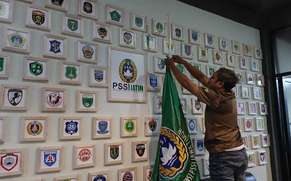 Thumbnail PSSI Jatim Ajak Pecinta Sepakbola Kibarkan Bendera Setengah Tiang