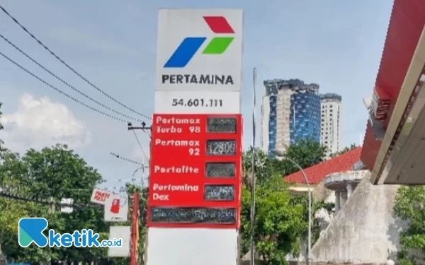 Thumbnail Kabar Gembira! Harga BBM Pertamina & Shell Cs Resmi Turun