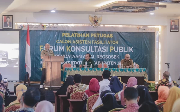 Thumbnail Bupati Jember Minta  Asisten Fasilitator FKB Regsosek Bekerja Sesuai Data dan Fakta