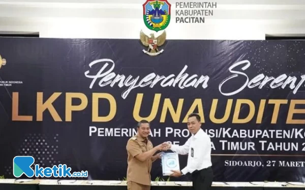 Thumbnail Berita - Bupati Pacitan Serahkan LKPD ke BPK