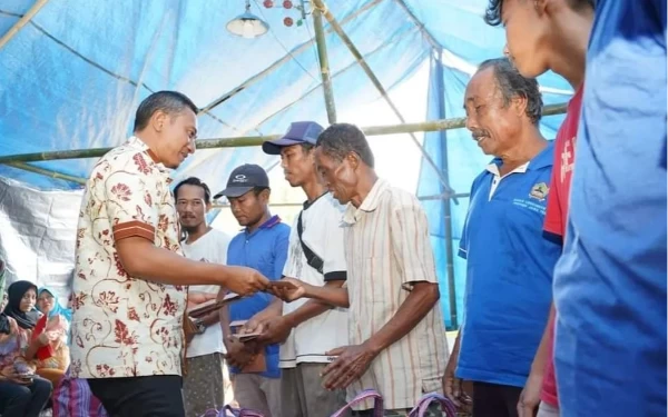 Thumbnail Tinjau Bencana Tanah Gerak Petungsinarang, Mas Aji: Prioritaskan Keselamatan Jiwa