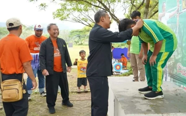 Antusiasme Pemanah Pemula Semarakkan Pacitan Memanah IV 