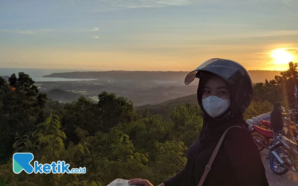 Thumbnail Sensasi Bukit Bintang, Tempat Nongkrong Romantis di Pacitan