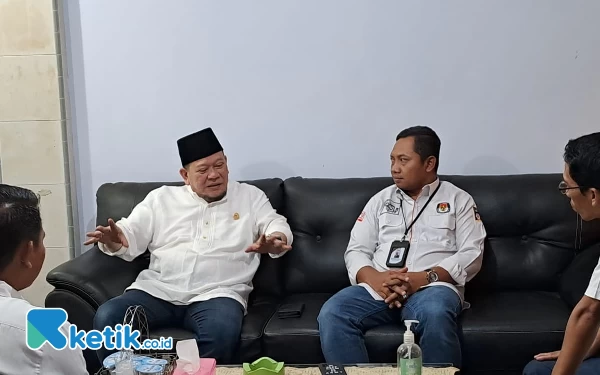 Thumbnail La Nyalla Kunjungi KPU Jember, Tinjau Kesiapan Pemilu 2024