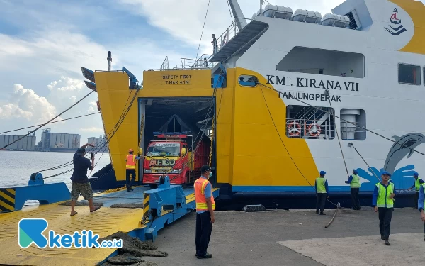 H+5 Lebaran, Pelabuhan Tanjung Perak Sepi