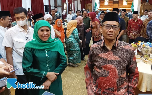 Pererat Silaturahmi, Mahfud MD Sambangi Khofifah di Gedung Negara Grahadi