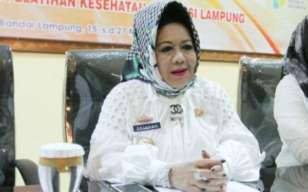 Thumbnail Berita - Kadinkes Lampung Tak Banyak Bicara Usai Diperiksa KPK  