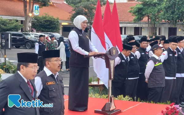 Khofifah Tekankan Pelayanan Maksimal pada Jemaah Haji