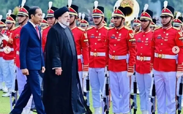 Thumbnail Berita - Jokowi Terima Kunjungan Presiden Iran, Tanda Tangani 10 Kerja Sama