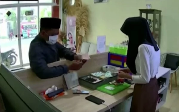 Thumbnail Berita - Gendam Kasir Toko di Tuban, Oknum Kades di Pasuruan Embat Rp 4,3 Juta