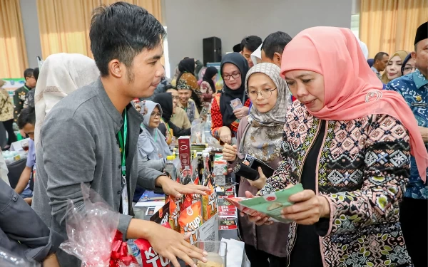 Thumbnail Misi Dagang Pemprov Jatim di Bengkulu Tembus Rp192,6 Miliar, Transaksi Pakan Udang Tertinggi!