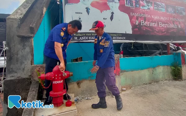 Disdamkar Samarinda Pasang 12 Unit Hydran, Cegah Kebakaran