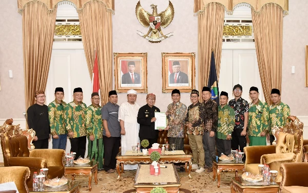 Thumbnail Temui Bupati, PCNU Cianjur Sampaikan Poin Penting Rekomendasi Mukercab ke-2