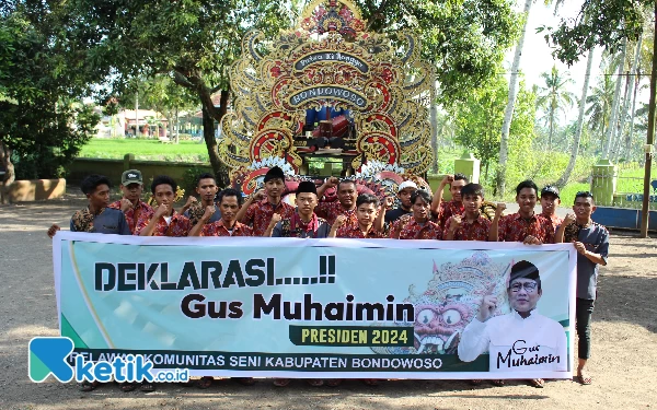 Thumbnail Relawan Komunitas Seni Bondowoso Dukung Cak Imin Maju Pilpres 2024