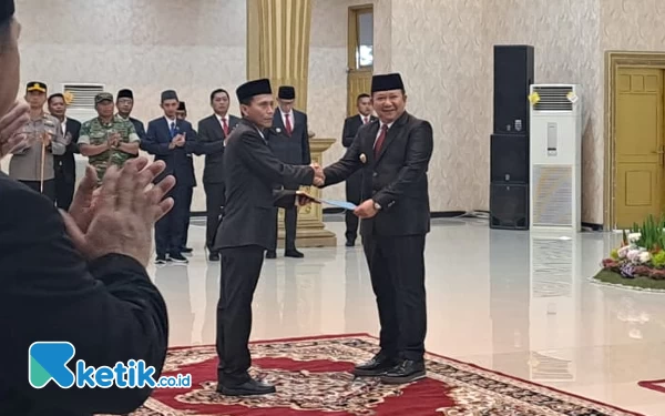 Thumbnail Berita - Bupati Hendy Resmi Lantik Sekda Jember