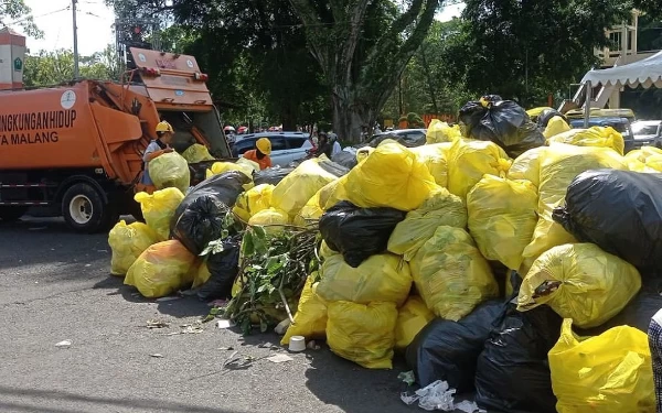 Thumbnail DPRD Kota Malang Soroti Penambahan Anggaran DLH di PAK 2023