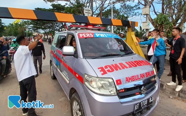 Thumbnail Jembatan Mahkota 2 Samarinda Dipadati Ambulans, Ini yang Terjadi