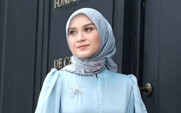 Sharifah Zachira, Finalis Hijabhunt 2023 yang Berani Buat Fashion Transisi, Apa Itu?