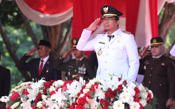 Thumbnail Berita - Upacara Khidmat dan Karnaval Meriah Warnai Peringatan Kemerdekaan di Sidoarjo