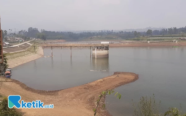 Thumbnail Fenomena El Nino Turunkan Kapasitas Produksi Air Minum Perumda Tirta Raharja