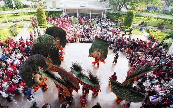 Menko PMK Serahkan Dokumen Reog Ponorogo untuk Disidangkan UNESCO sebagai Warisan Budaya Tak Benda