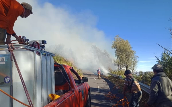 Sebagian Kawasan Bromo Ditutup Akibat Kebakaran Hutan dan Lahan