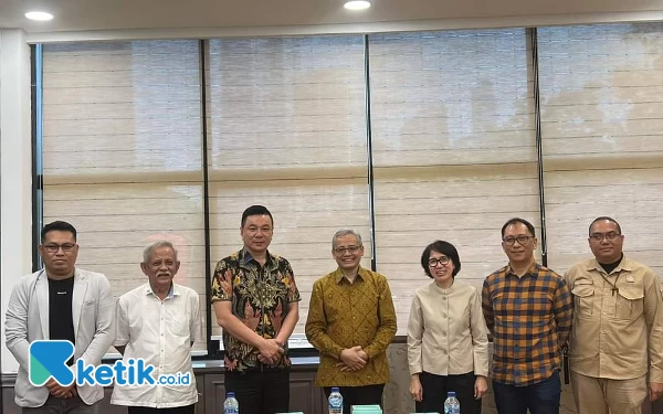 Kunjungi Kemenkes RI, Bupati Freddy Thie Follow up Usulan Program Pelayanan Kesehatan di Kaimana