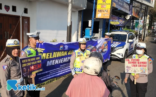 Thumbnail Sosialisasi Operasi Zebra Semeru, Masyarakat Diharapkan Tertib Lalu Lintas