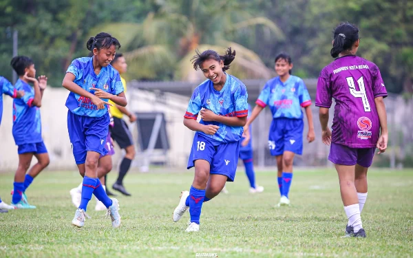 Thumbnail Sava Zada Brace, Sidoarjo libas Kediri 8-0 di Sepak Bola Putri Porprov Jatim 2023