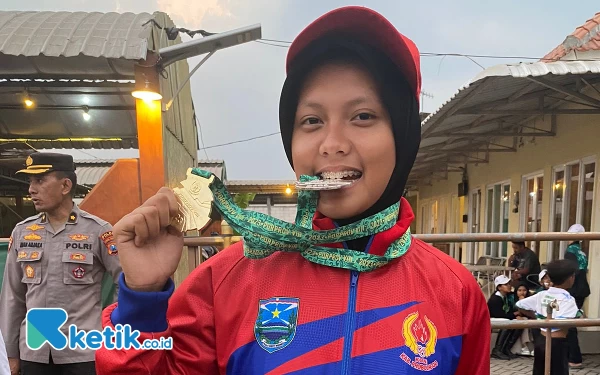 Thumbnail Syabila Kembali Sumbang Medali Bagi Kabupaten Probolinggo dari Berkuda