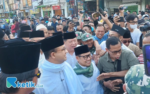 Thumbnail Berita - Tour de Wali Songo, Anies-Muhaimin Tiba di Makam Sunan Ampel