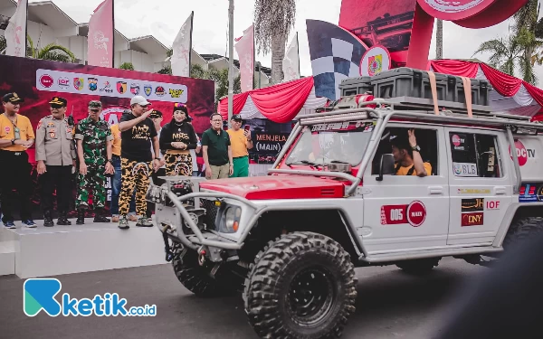 Jelajahi Bumi Pandalungan, Bupati Lepas Peserta Main Jember Offroad