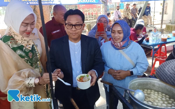 Thumbnail Semarak Pesta Rakyat Rutam Nuwus Kera Ngalam, Bakso Malang Diserbu