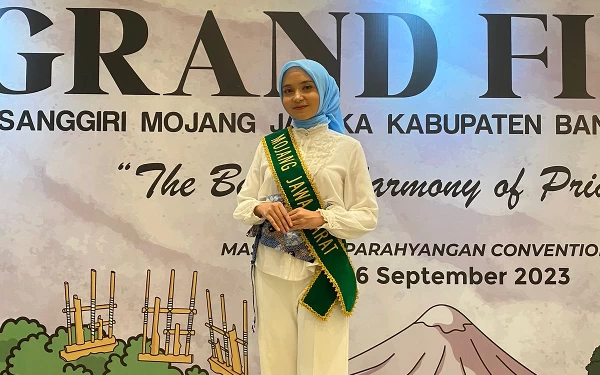 Thumbnail Anggita Nurislamidini, Mojang Tasikmalaya 2023 Ajak Millenial Sadar Wisata